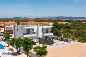 VILLA PRESTIGE - Image 1