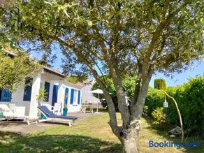 Maison oléronaise avec la plage à pied et la piste cyclable au bout du jardin - Image 1