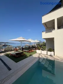 Cap Adria Apartments- beachfront, private swimming pool, near Šibenik - Image 1