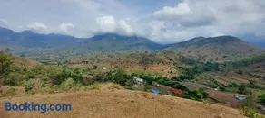 Blue Hills View - Image 3