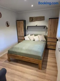 Cozy Luhe Cottage - Image 3