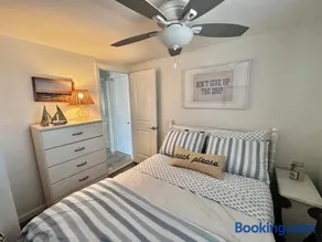 Welcome To The Sea Hunt An Updated, New-To-Market Coastal Gem - Image 5