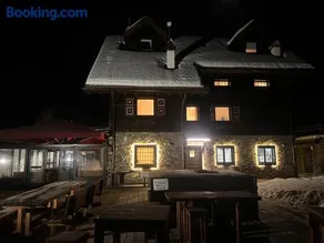 Zoncolan Laugiane 1616 Natura Cucina e Relax sul Monte Zoncolan - Image 1