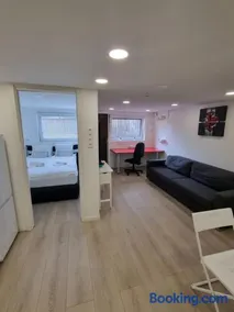 Modern Basement Apartment with Huge Terrace, Great View from it and Free Parking - Image 5