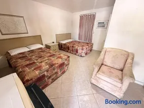 SunShine Inn & Suite - Image 2