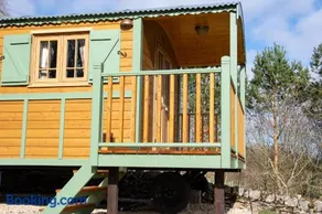 The Hideaway Huts - Image 3