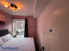 The Bluebird Rooms II - Image 3