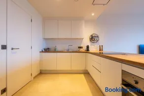 Casa Matti - Modern Apartment with Canal View and Terrace - Image 2