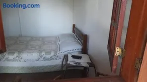 Private chalet with gourmet area and sand court - Image 2