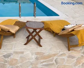 MiaBella Resort - Image 2