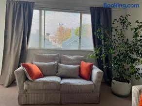 Nice and cosy homestay in Central West Perth near Kings Park - Image 4