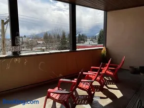 Lily glacier suite at silver bear condos - Image 2