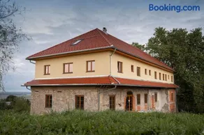 Villa Kasimir - Farmstay - Image 2