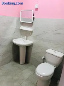 Kalkudah Budget Hotel - Image 1