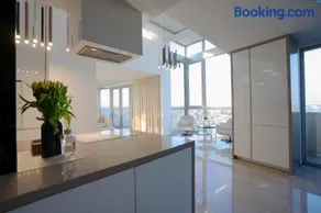 Luxusný Penthouse nad jazerami 230 m2, 2x garáž, WIFI - Image 4