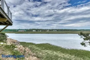 Family Beach Retreat - Image 2
