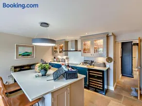 3 Bed in Leyburn oc-76395 - Image 5