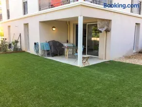 Appartement charmant à Six-Fours-les-Plages avec jardin - Image 1