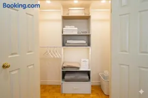 Charming 3 Bedroom home near the lake - Image 1