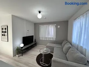 New 90sqm Charming & Stylish Shibuya Villa,3BR,4min Train to Shinjuku, Quiet - Image 5