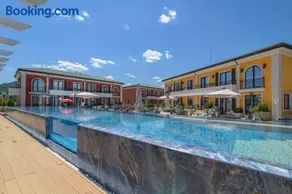 Luxury Beach Villas - Mineral Pools & SPA - Image 5