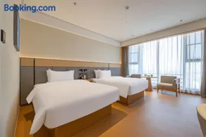 JI Hotel Ningbo Zhenhai Tulip Center - Image 2