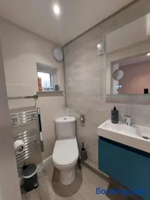 Southwell Home Stay - Image 5
