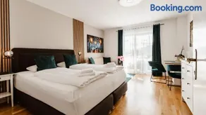 Seeblick Apartment - Image 1