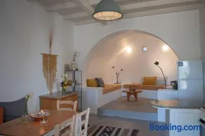 Borantza stone house - Image 1