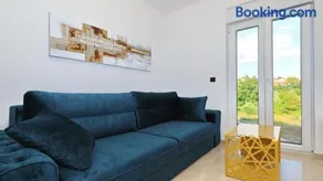 AdAstra Apartments - Image 3