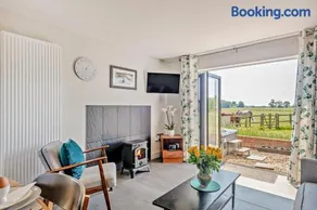2 Bed in Colkirk oc-s27707 - Image 1