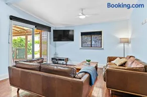 South Freo Bungalow Winter Centre Of Cafes - Image 1
