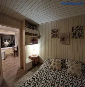 Ezera Roze Lake Cabin Sauna - Image 2