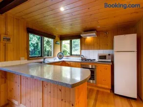 Lin Cottage - 8 Mortimer Street - Image 2