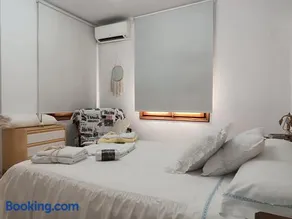 Agradable casa con zona de relax y aparcamiento - Image 4