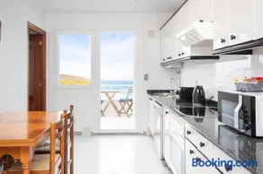 AG Apartamento Nordés Malpica primera línea playa - Image 4