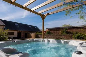 Abbey Farm House - Pet Friendly - Image 1