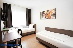 Hotel Frohnhauser Hof - Image 3