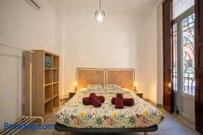 Luminoso Apartamento Familiar y Patio Privado - Image 3