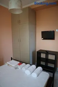 Tranquil new apartmen7t in inland Lefkada - Image 4