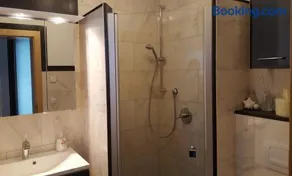 Apartamento vacacional con terraza - Image 5