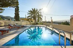 Creta Leisure Escape Private Pool & Garden Oasis - Image 3