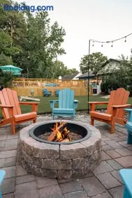 5 BR Resort home w Pool, hot tub 10 min downtown Charlotte - Image 5