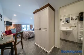 INSEL-LAND-HOTEL MICHAELSEN -Boutique Hotel- im Ostland mit Yoga u Sauna - Image 3