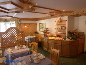 Hotel Garni Pradella - Image 4