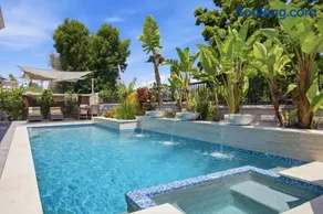 6BR SoCal Oasis with Pool Spa Sauna - Image 5