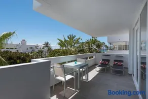 Marbella Beach and Sea View - Image 2