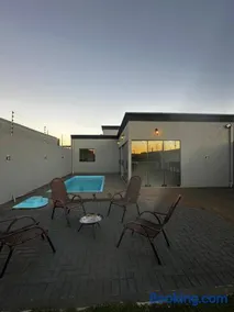Refúgio Privativo Área Gourmet, Piscina & Karaokê - Image 4