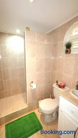 #3 Eastry Gardens - Cozy 1BR Studio w Ocean View - Image 1