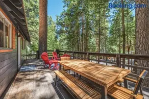 Blue Bear Lodge-By the river, pool table, open concept - Image 3